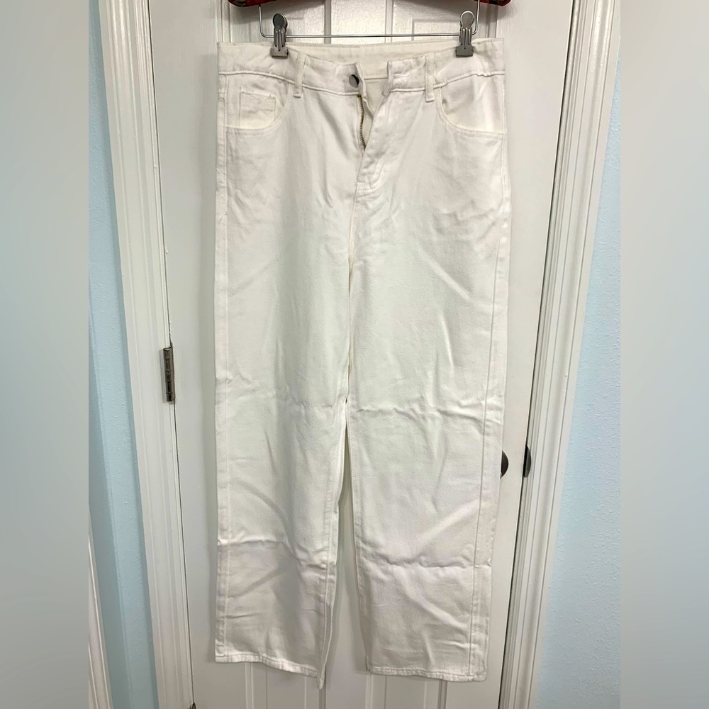 White Wide Leg Jeans Sz Medium New In Packaging